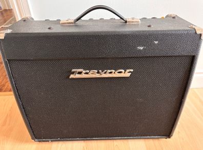 Traynor YCV50B 50W Tube Combo Celestion V30