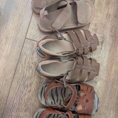 boys sandals