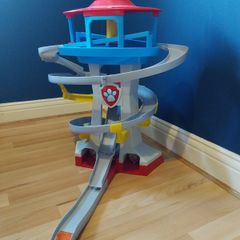 Paw Patrol Tower + 2 cars