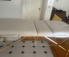 massage table/plinth