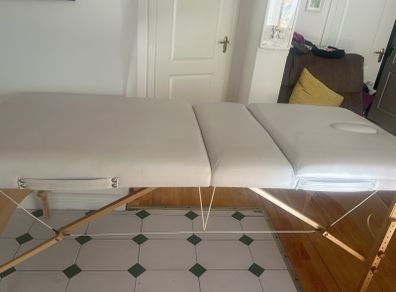 massage table/plinth