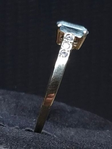 Vintage 9ct Gold London Hallmarked Blue Stone Ring Large Size