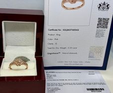 Diamond 9K (375) Rose Gold SGL Certified Pink Diamond Cluster Ring.