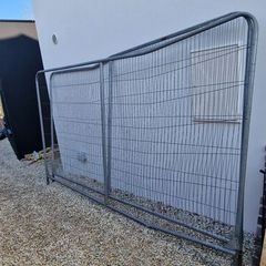 X2 fencing free with holders
