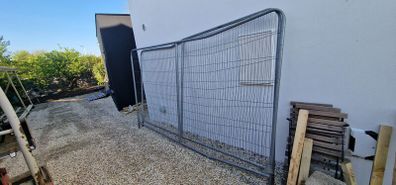 X2 fencing free with holders
