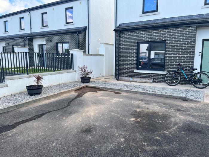Front & Rear Garden Services  Gravel, Slabbing & Ground Prep Free Quotes
