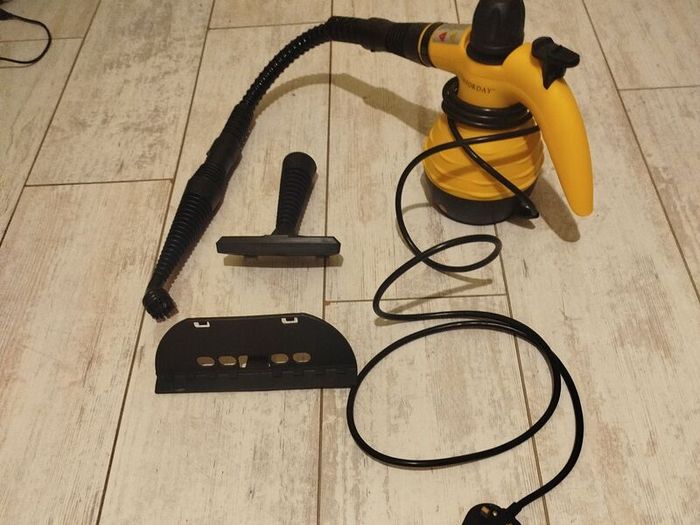 Steam Cleaner