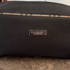 burberry fragrance cosmetic bag
