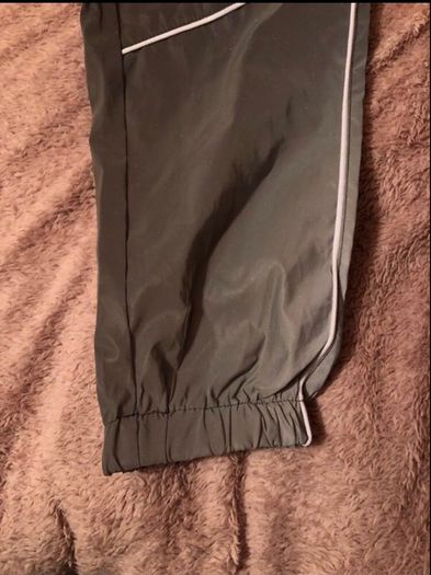 Reflective cycling trousers