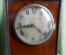 Antique WM L. Gilbert Breakarch Mantle Clock (in working order)