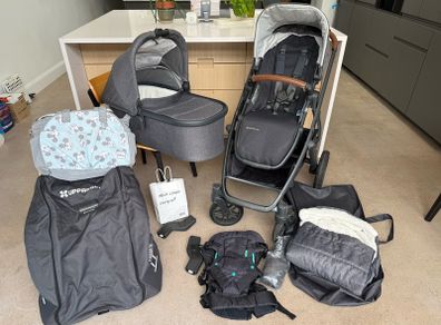 Uppababy V2 Bundle