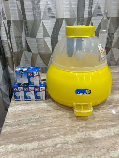 Covatutto 16 egg incubator