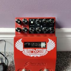 Two Notes Le Lead preamp