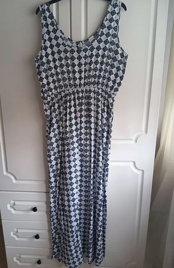 Maxi Dress in Blue and White Print