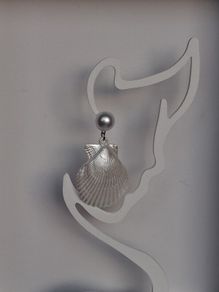 White SeaShell Mermaidcore Earrings