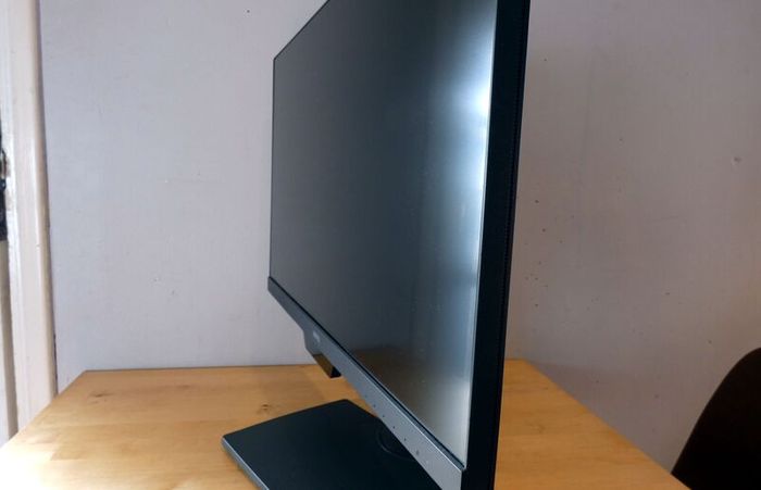 BENQ PD2500q 25'' LED Monitor for graphics, photos, video editors