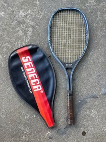 Tennis racket