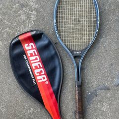 Tennis racket