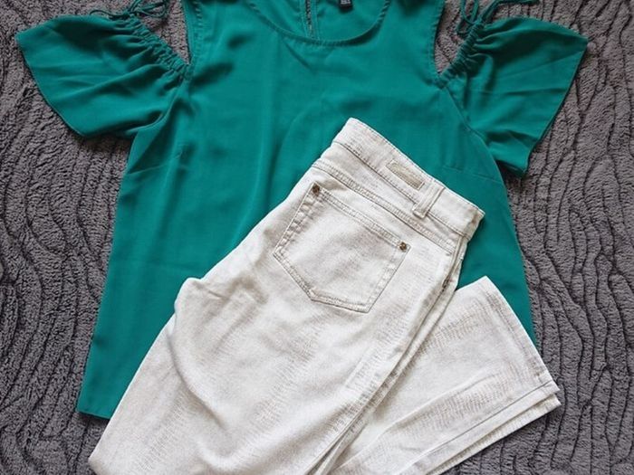 New Look Blouse  Size 12