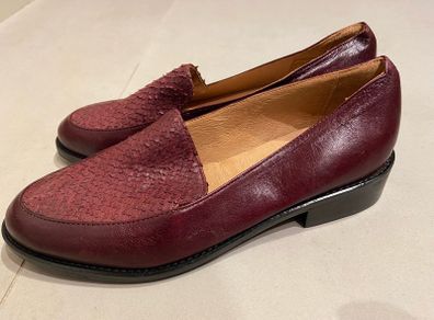 women shoes burgundy loafers designer Esska size 5 Brand New