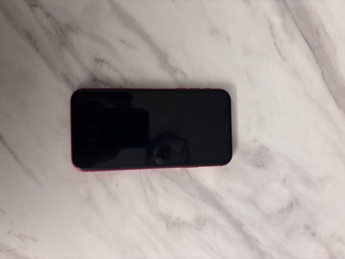 Apple iPhone XR Product Red