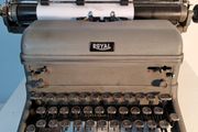 Vintage steel Royal manual typewriter