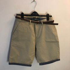 Beige shorts (W32)