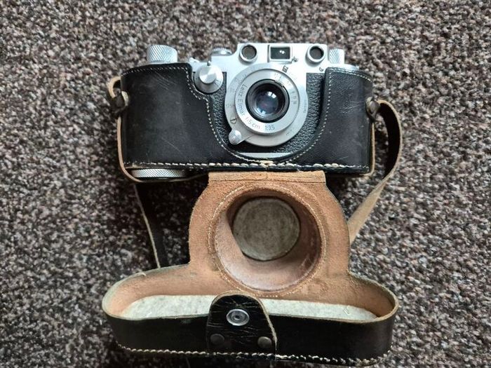 leica iiic and 50mm elmar lens