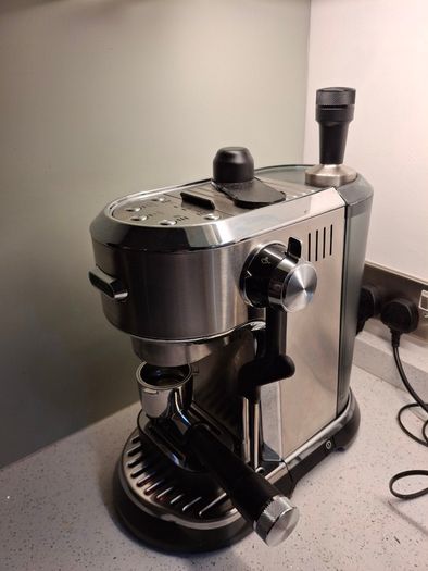 Delonghi Coffee Machine
