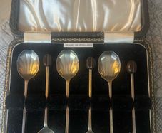 6 x Sheffield sterling Sliver Coffee Bean Spoons.