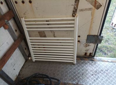 White towel radiator rad