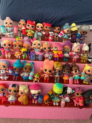 LOL Display Stand and 34 dolls