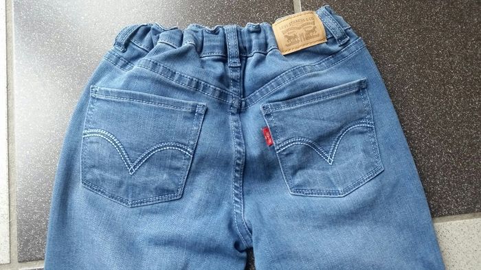 As New - Size: Age 7/8 - A Beautiful Pair of Girls Levis Jeans with Adjustable Waistband Both Sides - Extremely Soft Fabric - Cost 40 Dollars