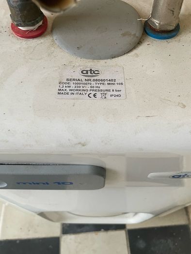 electric water heater