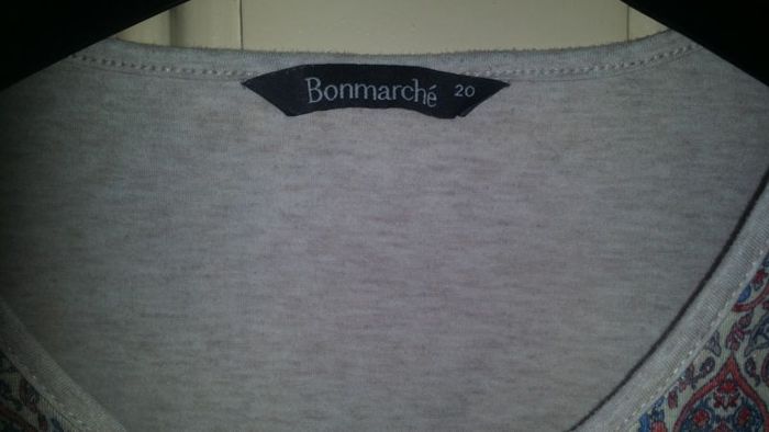 Bonmarche top size UK20 EU48 Postage included