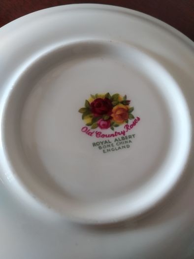 Royal Albert 'Old Country Roses' Butter Pat
