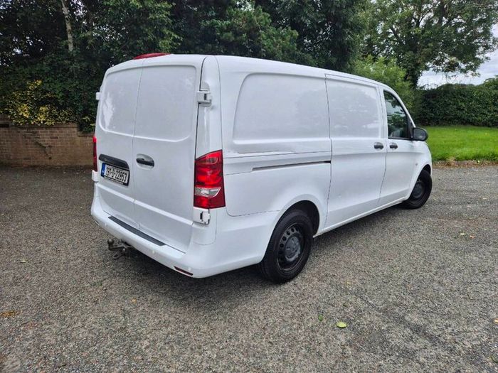 Mercedes-Benz Vito 109