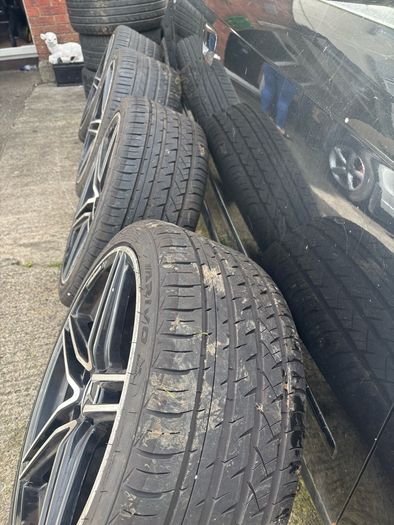 Mercedes 19" Amg Alloys