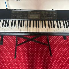 Piano keyboard