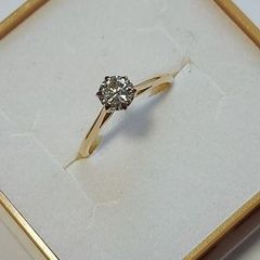 0.55ct VS1 Natural Diamond 18K Gold Ring AIG Cert