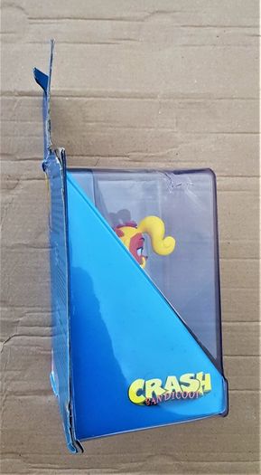 Crash Bandicoot - Coco Figure