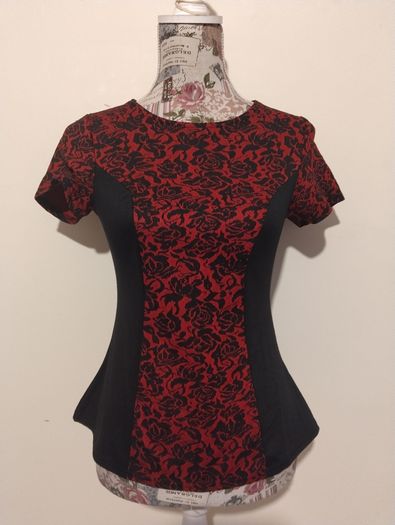 Beautiful Top, New With Tags