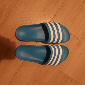 Adidas Adilette Aqua Slides size 10