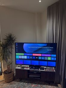 LG 65 QNED Smart TV Excellent Condition