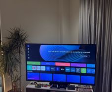 LG 65 QNED Smart TV Excellent Condition