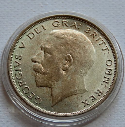 1923 George V Half Crown Unc Lustrously Toned