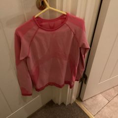 Pink sports top age 9
