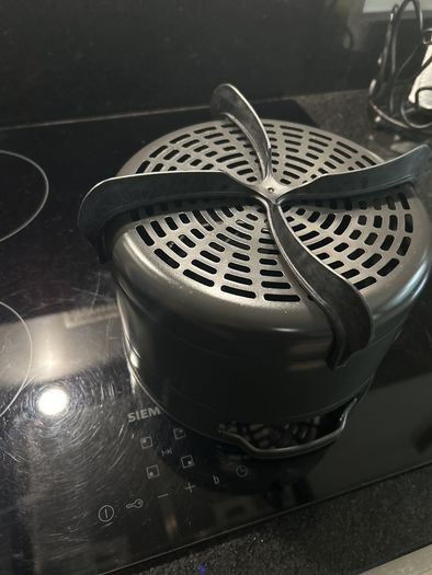 Air fryer crisp basket for a Ninja multi cooker