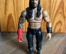 Roman Reigns Ultimate WWE Wrestling figure