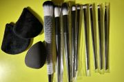 12pcs makeup brushes and sponge
